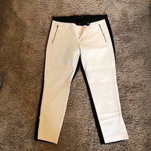 ✨LAST CHANCE ✨Banana Republic Black & White Pants